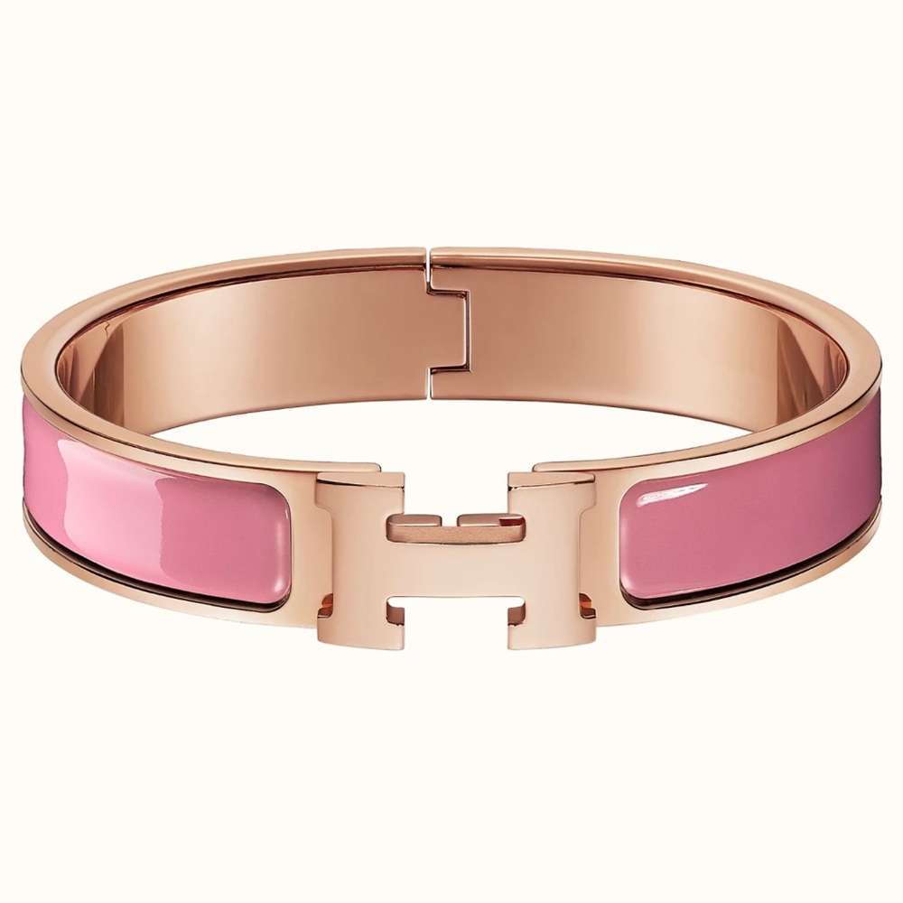 Clic H bracelet Hermes Bracelet "Clic H" Pink enamel and rose gold tone plated.